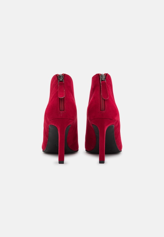 Gabour | Talons Classiques Exclusifs Rouges